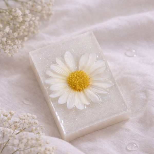 Prirodni sapun Daisy white